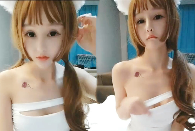 蜜汁少女骚气妹子自慰啪啪,特写肥逼跳蛋玩弄骑乘猛操